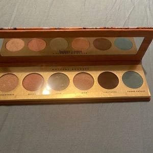 Eyeshadow